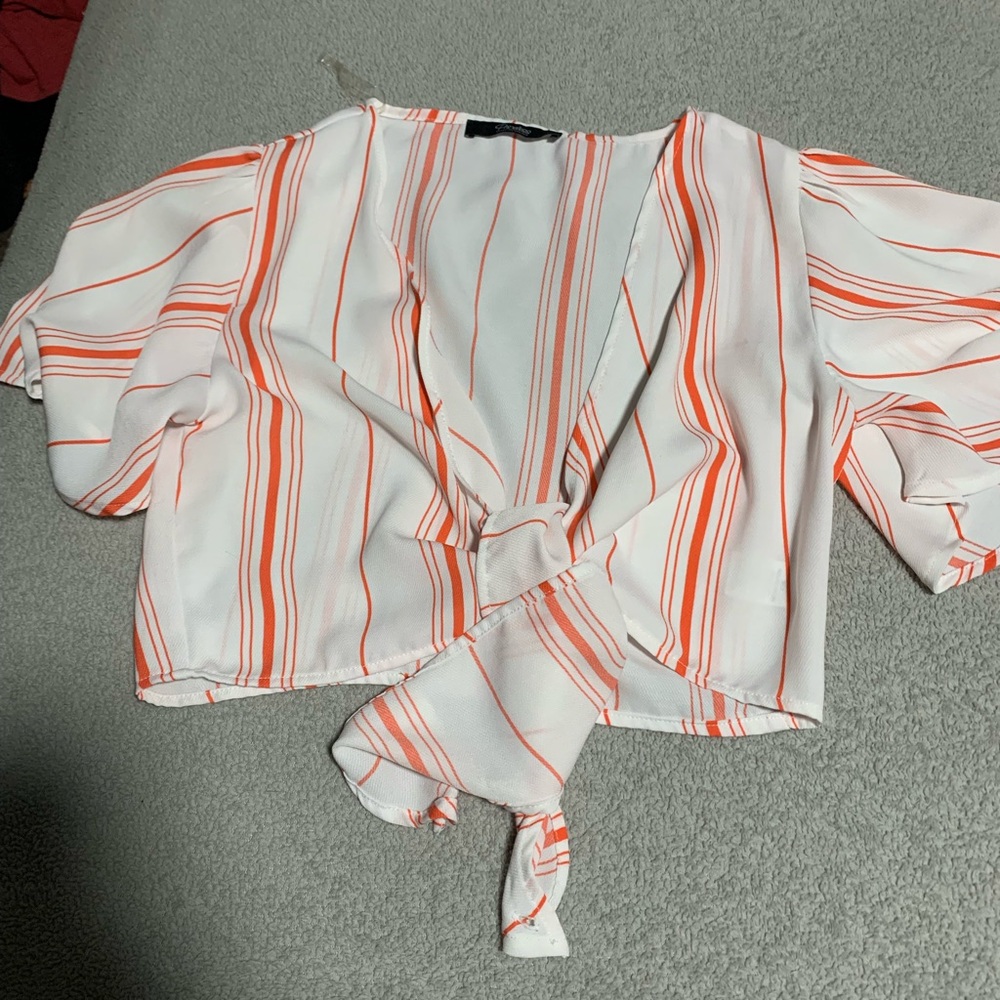 Front tie crop top
